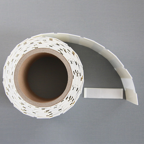 Этикетка (RFID) UHF 70*18*1,5 mm